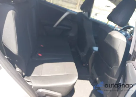 2016 Toyota Rav4 Le z USA, uszkodzony, nr VIN 2T3ZFREV3GW264382